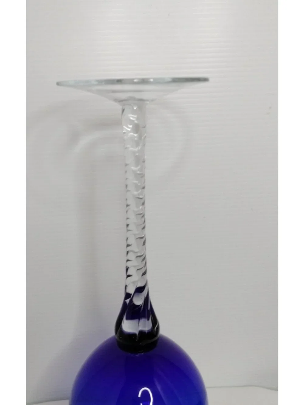 Bombay Cobalt Blue Ballon Wine Glass Twist Stem Goblet Art Glass 11